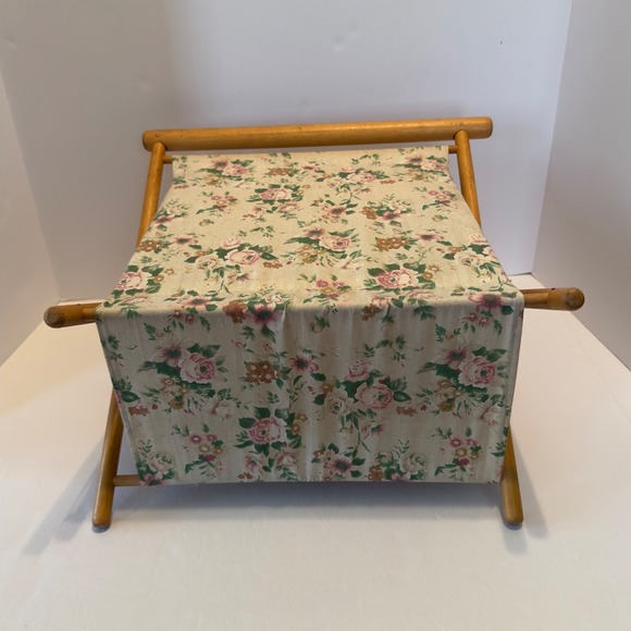 Vintage Folding Basket Knitting Yarn Caddy, Wood Frame With Fabric, Floral Azar - Picture 12 of 13